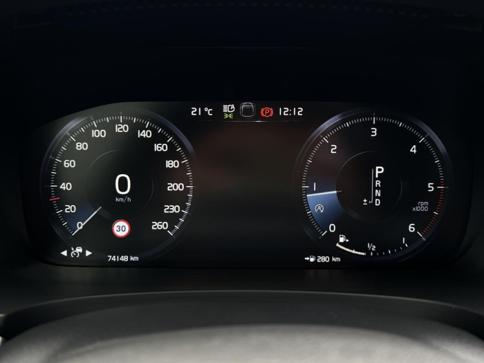 Volvo V90 D4 MOMENTUM PRO Aut 1.maj. 2.0 d Momentum