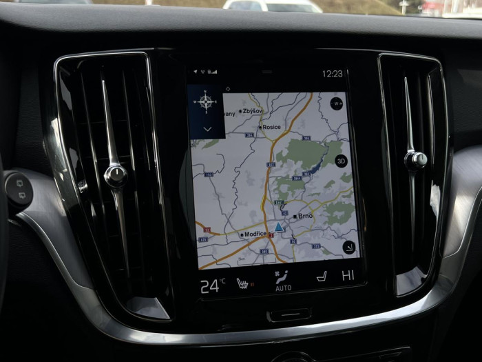 Volvo V60 D3 MOMENTUM 1.maj. 2.0 d Momentum