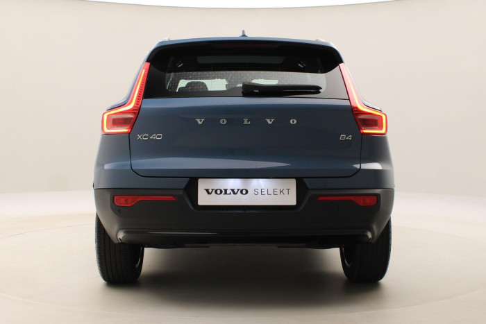 Volvo XC40 B4 ULTIMATE DARK AUT CZ