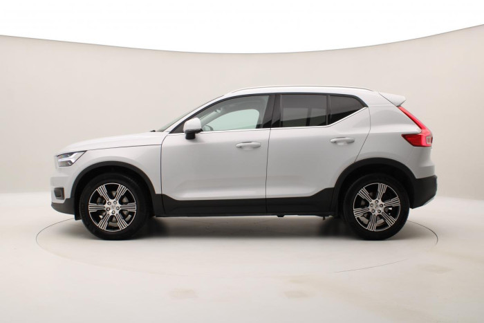 Volvo XC40 B4 INSCRIPTION AUT REZERVACE