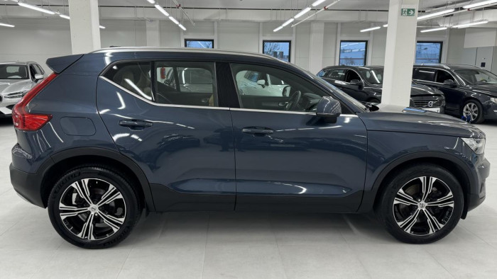 Volvo XC40 T5 TWINe INSCRIPTION REZERVACE