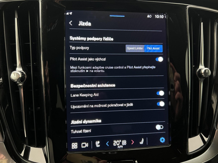 Volvo V60 B3 CORE AUT 1.maj.