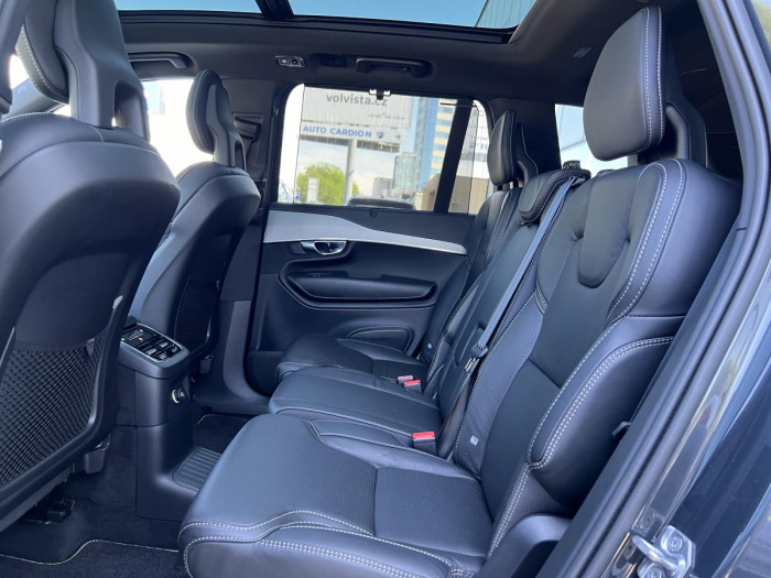 Volvo XC90 T8 AWD R-DESIGN 7MÍSTNÁ Aut
