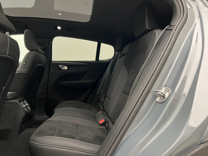 Volvo C40 RECHARGE TWIN MOTOR PLUS