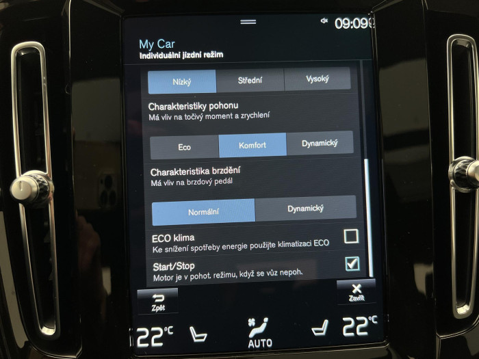 Volvo XC40 T2 MOMENTUM PRO 1.maj. 1.5 Momentum