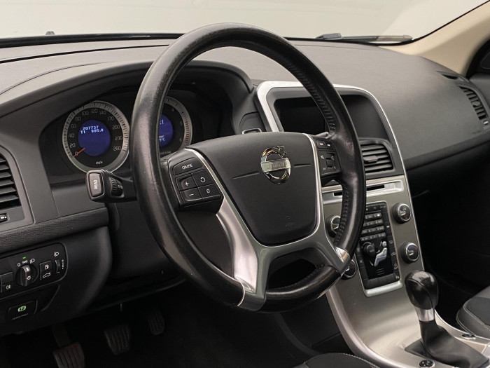 Volvo XC60 D3 AWD MOMENTUM PANORAMA 2.4 d Panorama Momentum