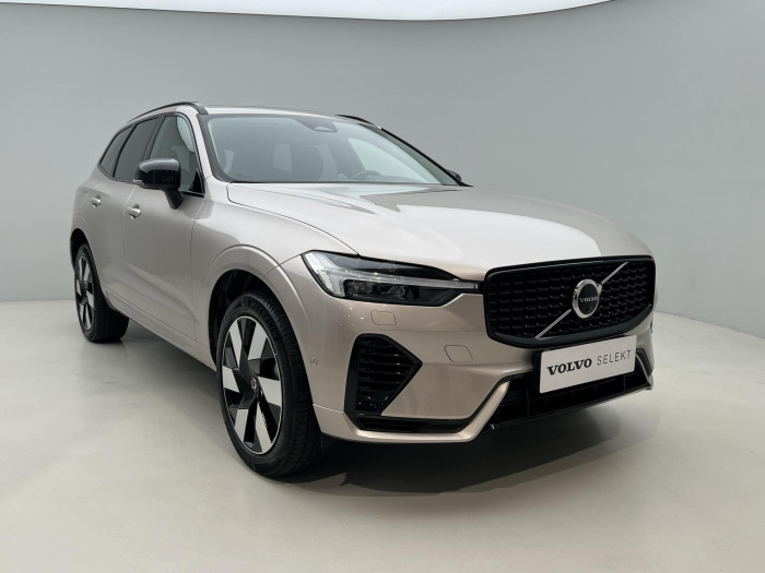 Volvo XC60 T6 AWD RECHARGE ULTRA DARK CZ