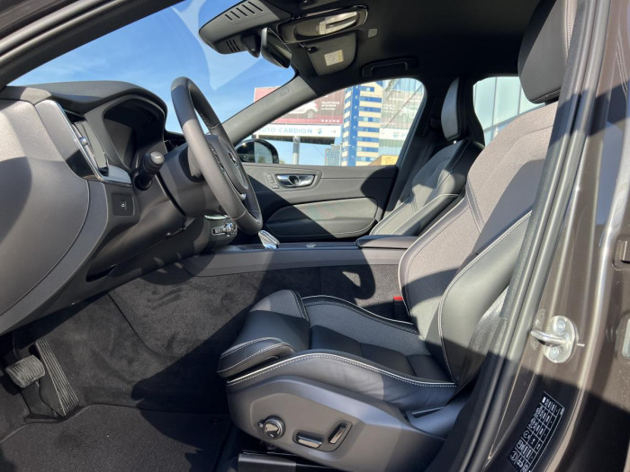 Volvo XC60 B4 DARK PLUS Aut 1.maj. 2.0 Plus