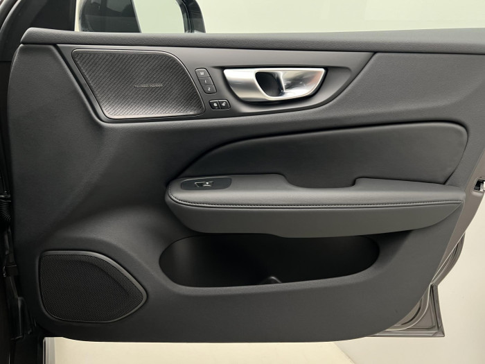 Volvo V60 CC B5 AWD PLUS BRIGHT AUT