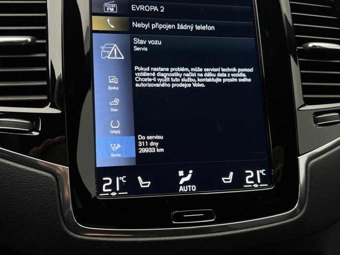 Volvo XC90 B5 AWD R-DESIGN 7MÍSTNÁ AUT