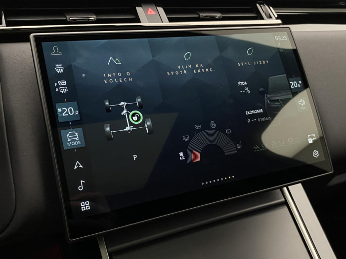 Land Rover Range Rover Velar REZERVACE!