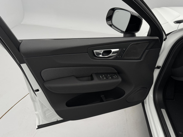 Volvo XC60 T6 AWD AUT PLUS BLACK EDITION