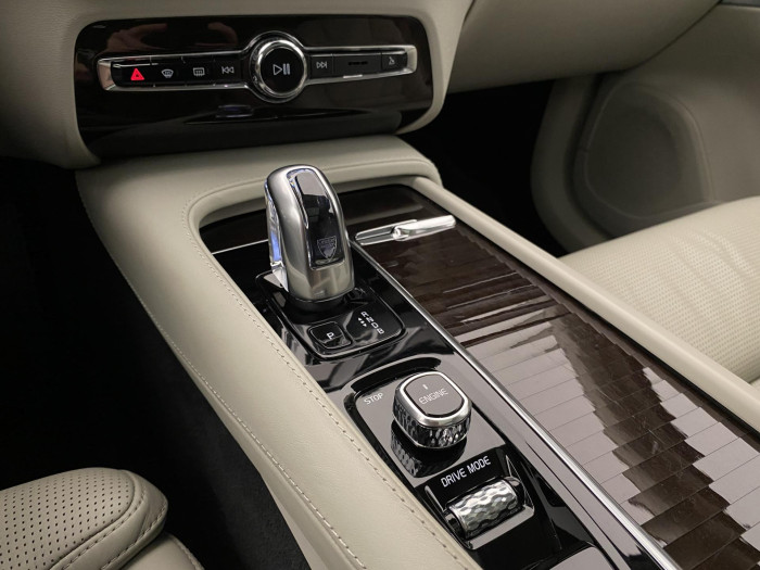 Volvo XC90 T8 AWD INSCRIPTION POLESTAR 7m