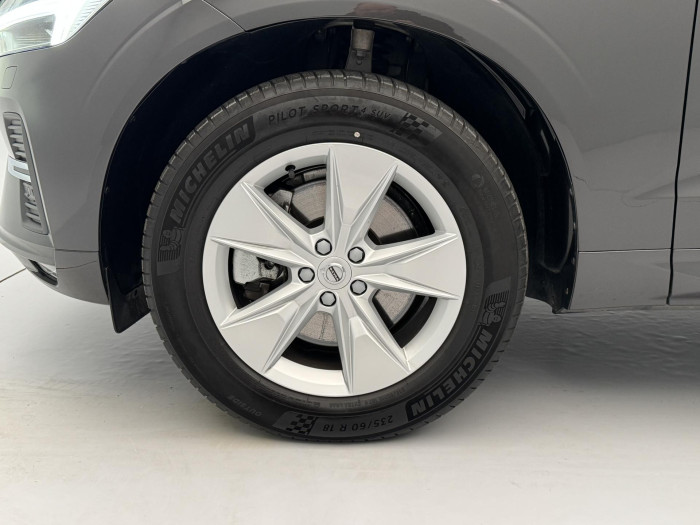 Volvo XC60 B4 CORE AUT CZ 1.maj