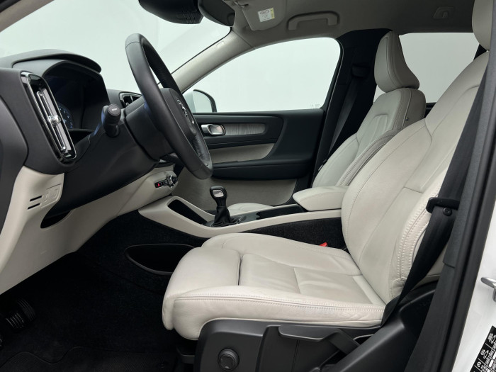 Volvo XC40 T3 INSCRIPTION 1.maj.