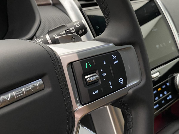 Land Rover Discovery D300 DYNAMIC HSE REZERVACE 3.0 d Dynamic