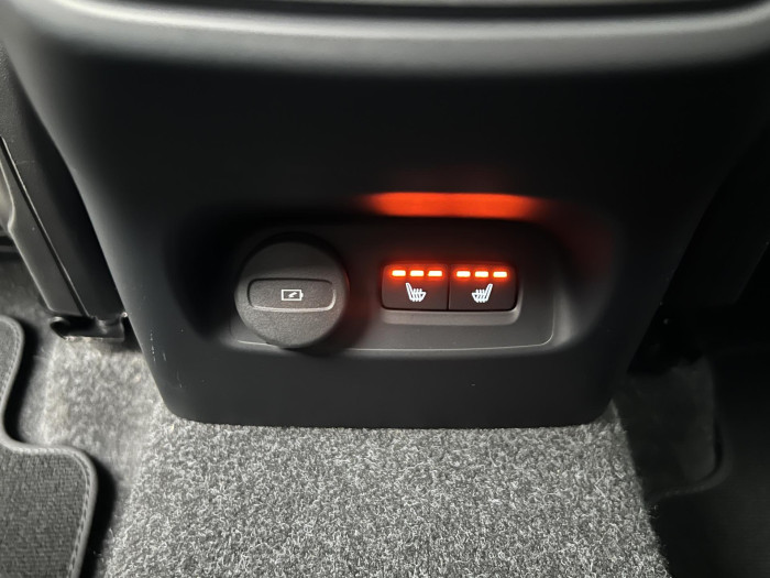 Volvo XC40 B4 CORE AUT 1.maj.