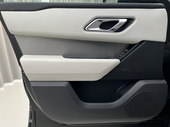 Land Rover Range Rover Velar D240 R-DYNAMIC S AWD AUT CZ 2.0 d Dynamic