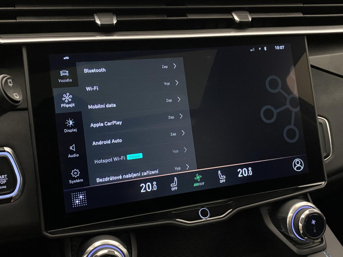 Lynk & Co 01 PHEV DCT AUT 1.maj