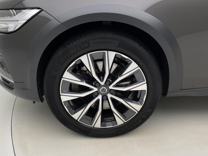 Volvo V90 CC B5 AWD MOMENTUM AUT CZ 2.0 CC CC Momentum