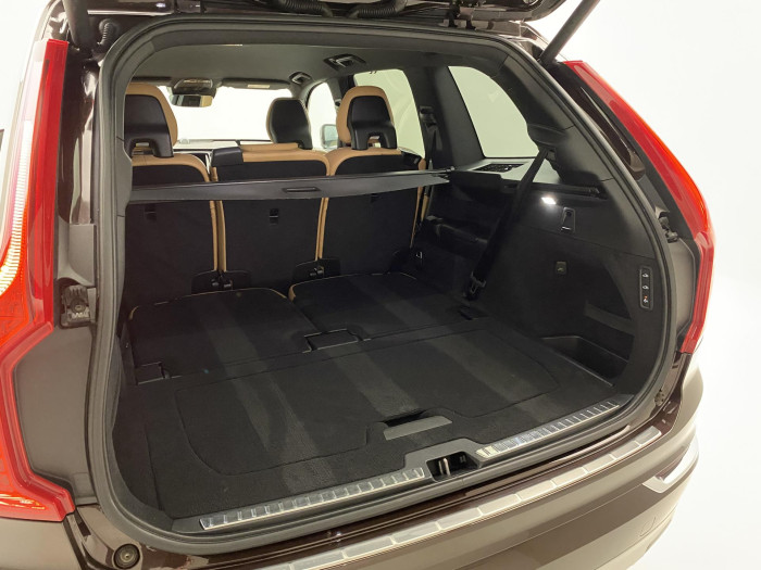Volvo XC90 B5 AWD INSCRIPTION AUT CZ