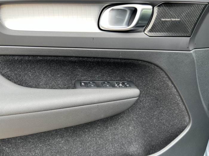 Volvo XC40 B4 AWD MOMENTUM Aut 1.maj. 2.0 Momentum