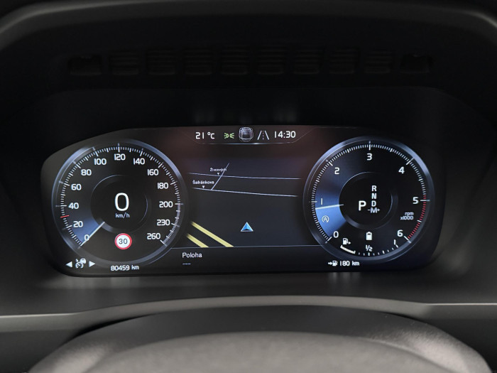 Volvo XC90 B5 AWD R-DESIGN AUT CZ