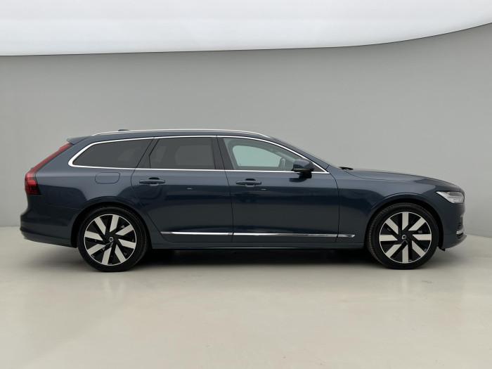 Volvo V90 T6 AWD RECHARGE CORE AUT 1.maj