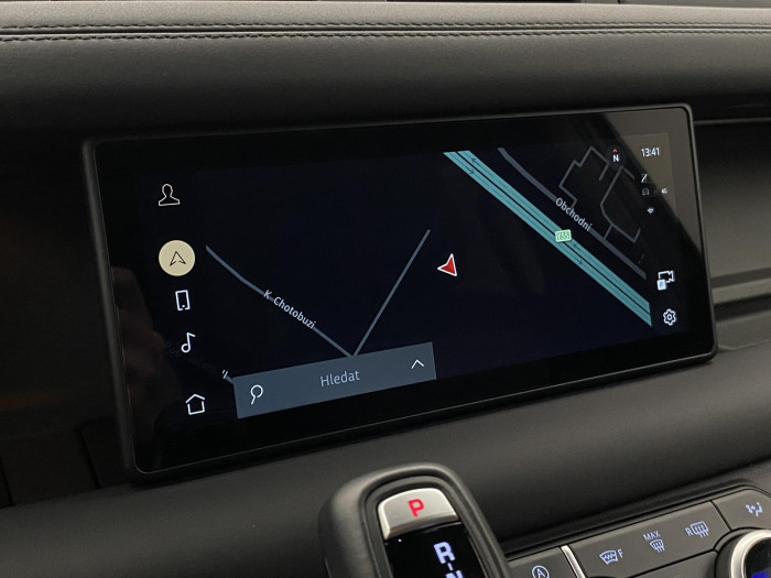 Land Rover Defender D300 SE AWD AUT CZ REZERVACE 3.0 d SE