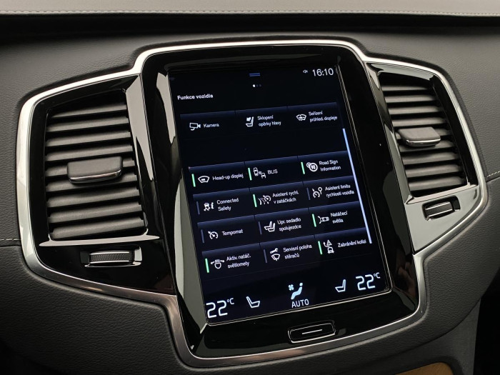Volvo XC90 B5 AWD INSCRIPTION REZERVACE