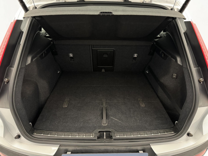 Volvo XC40 T4 INSCRIPTION AUT CZ 1.maj