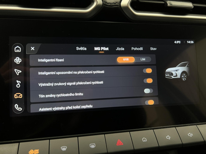 MG ZS 1.5 EXCITE CZ 1.maj.