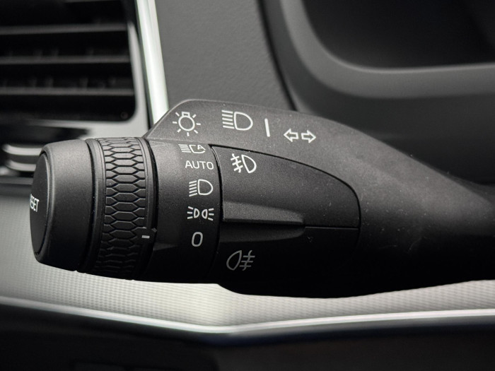 Volvo XC90 T8 AWD RECHARGE DARK PLUS