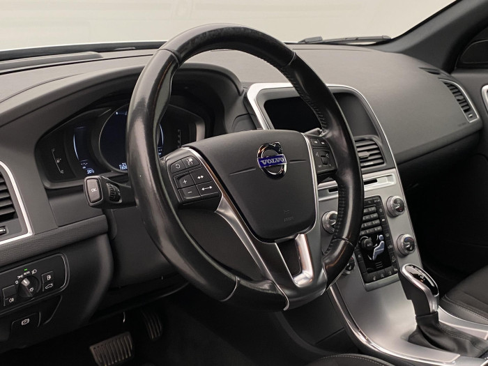 Volvo XC60 D4 AWD MOMENTUM AUT 2.4 d Momentum