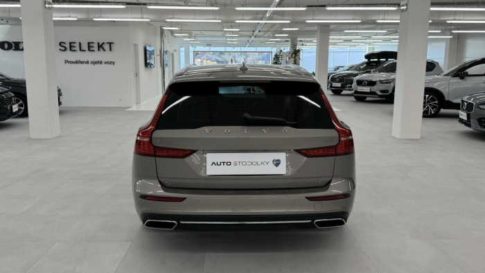 Volvo V60 D4 INSCRIPTION AUT REZERVACE 2.0 d
