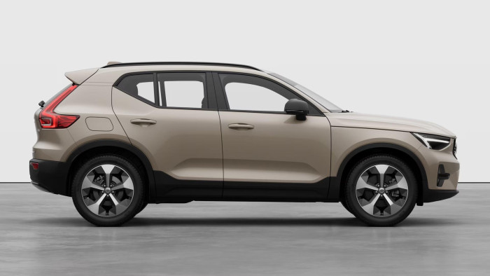 Volvo XC40 B3 AUT DARK PLUS