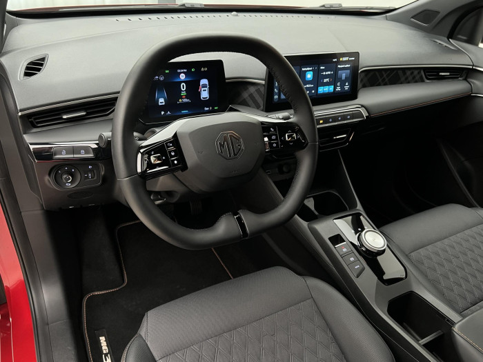 MG MG3 EXCLUSIVE HYBRID+ AUT CZ 1.maj 1.5 Exclusive