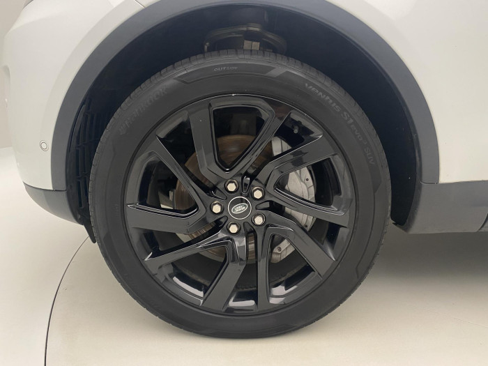 Land Rover Discovery D300 HSE AWD AUT 7míst 3.0 d