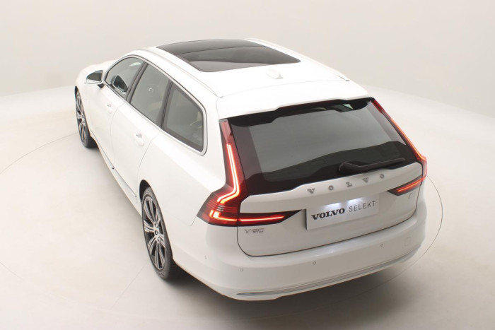 Volvo V90 T6 AWD RECHARGE AUT 1.maj