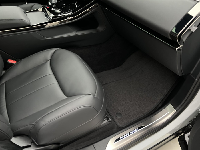 Land Rover Range Rover Sport D300 DYNAMIC SE AWD Aut 3.0 d Dynamic SE