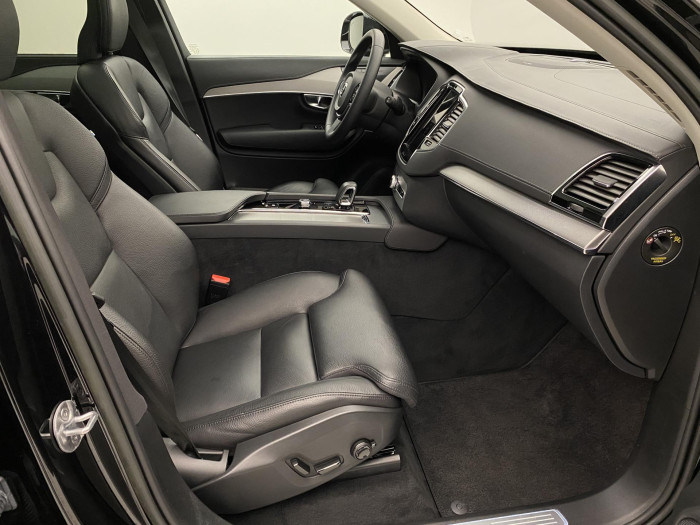Volvo XC90 B5 AWD INSCRIPTION AUT 7míst