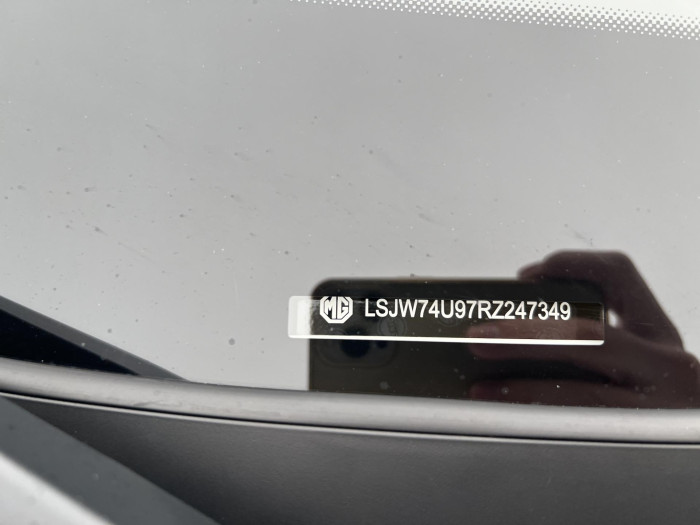 MG ZS 1.5 ESSENTIAL PLUS