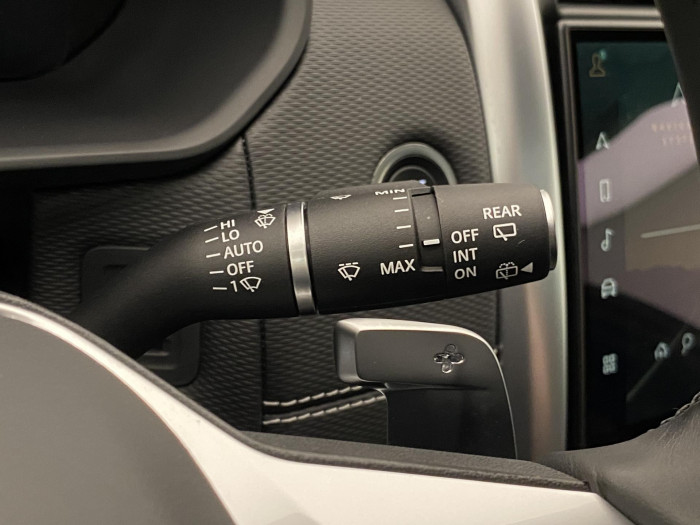 Land Rover Discovery D250 AWD R-DYNAMIC REZERVACE 3.0 d Dynamic