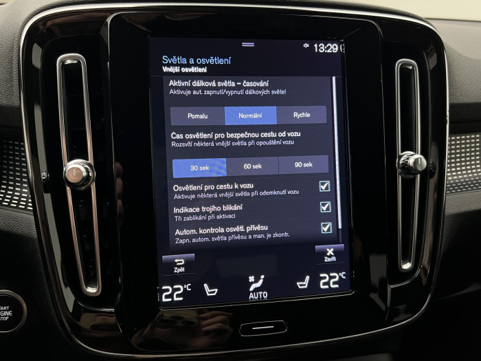 Volvo XC40 T5 RECHARGE R-DESIGN AUT
