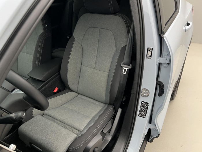 Volvo XC40 B3 CORE AUT CZ 1.maj.