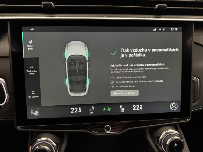 Lynk & Co 01 PHEV DCT AUT REZERVACE