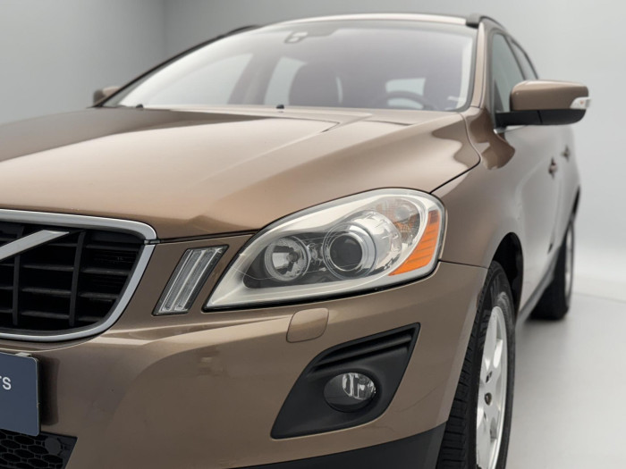 Volvo XC60 D3 AWD MOMENTUM CZ 1.maj 2.4 d Momentum