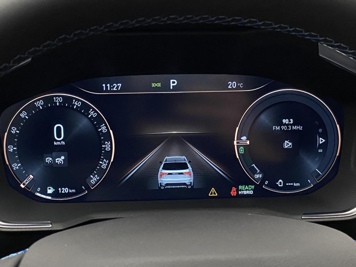 Lynk & Co 01 PHEV DCT REZERVACE