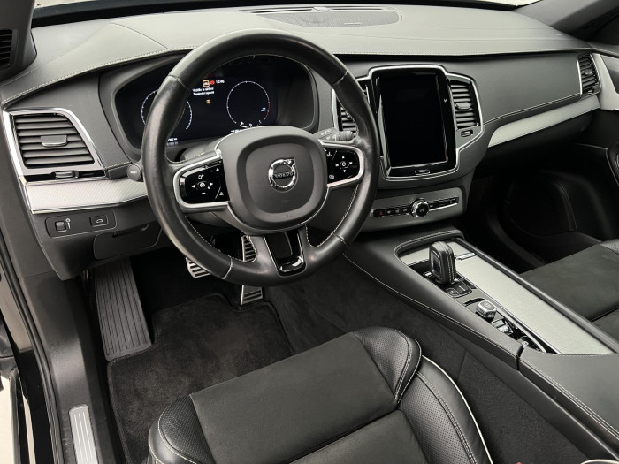 Volvo XC90 B5 AWD R-DESIGN AUT CZ