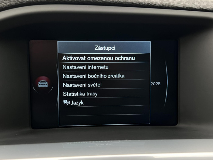 Volvo V60 D4 MOMENTUM REZERVACE 2.0 d Momentum